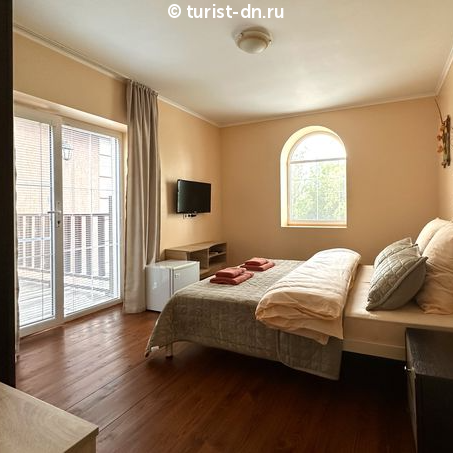 Гостевой дом "Family Hotel"