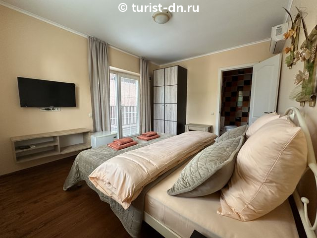Гостевой дом "Family Hotel"