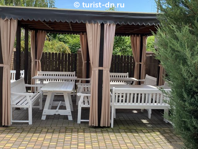 Гостевой дом "Family Hotel"
