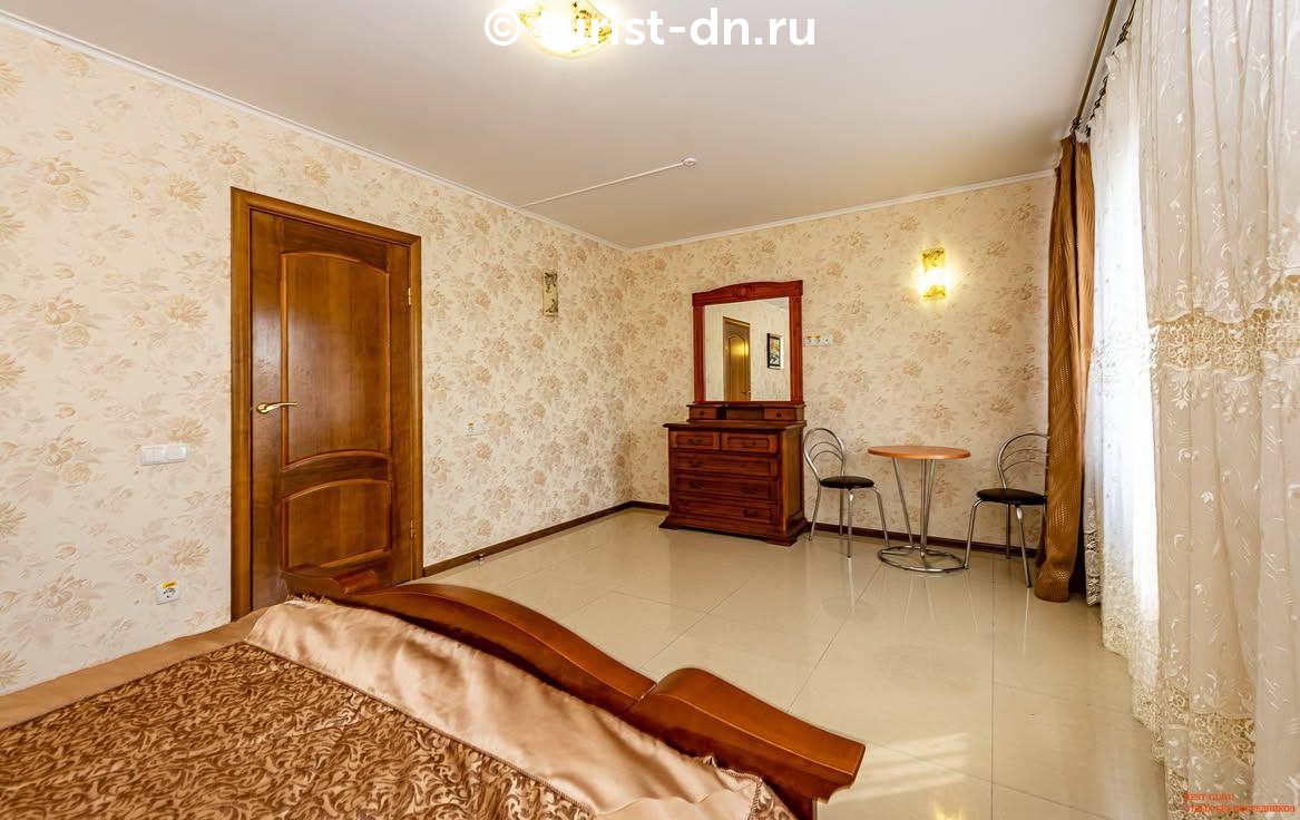 Отель "Эллинг"